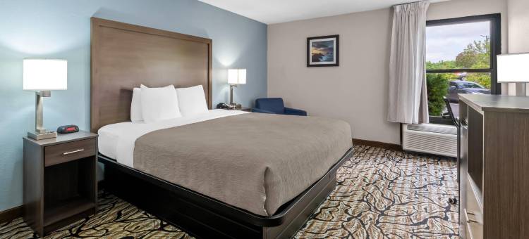 品质酒店福特米尔 靠近卡罗温兹大道(Quality Inn Fort Mill Near Carowinds Blvd)图片