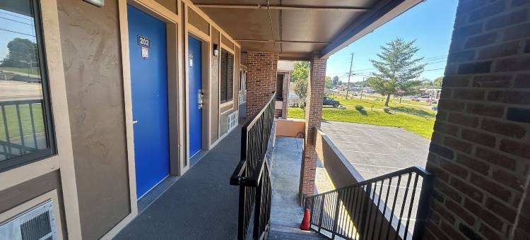 肯塔基欧文和里士满山景旅馆(Mountain View Inn Irvine Near Richmond KY)图片