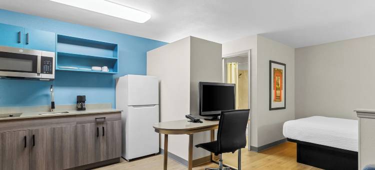 斯塔福德索内斯塔简单套房酒店(Sonesta Simply Suites Stafford)图片