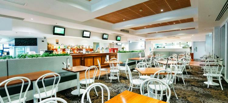 卧龙岗科尼斯顿酒店(Coniston Hotel Wollongong)图片