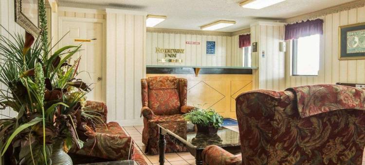 凤凰城罗德威酒店 - 哥伦布(Rodeway Inn)图片