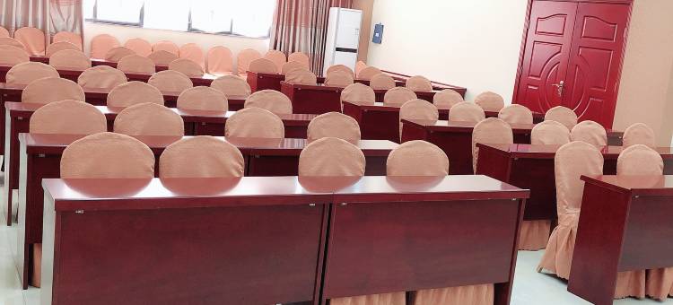 昌宁荣华酒店图片