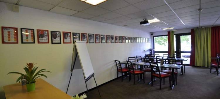 维耶尔宗恩佐基里亚德直营酒店(Enzo Hotels Vierzon By Kyriad Direct)图片