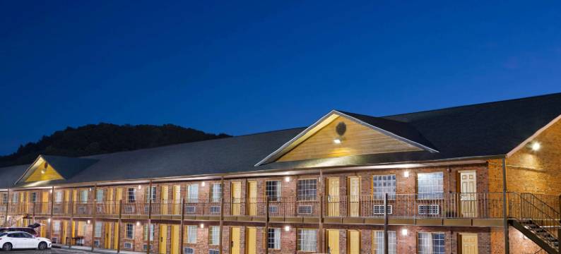 白溪-纳什维尔温德姆速8酒店(Super 8 by Wyndham Whites Creek/ Nashville NW Area)图片