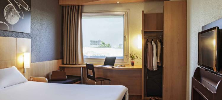 宜必思巴塞罗那科尔内亚酒店(Ibis Barcelona Cornella)图片