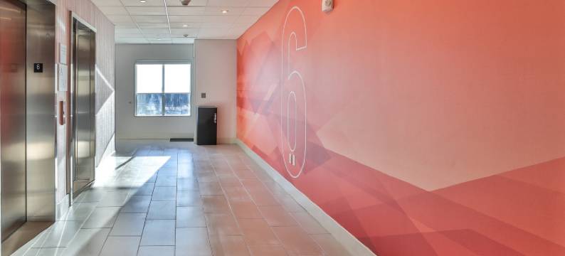 纳什维尔市中心MetroCenter区洲际智选假日套房酒店(Holiday Inn Express & Suites NASHVILLE METROCENTER DOWNTOWN by IHG)图片