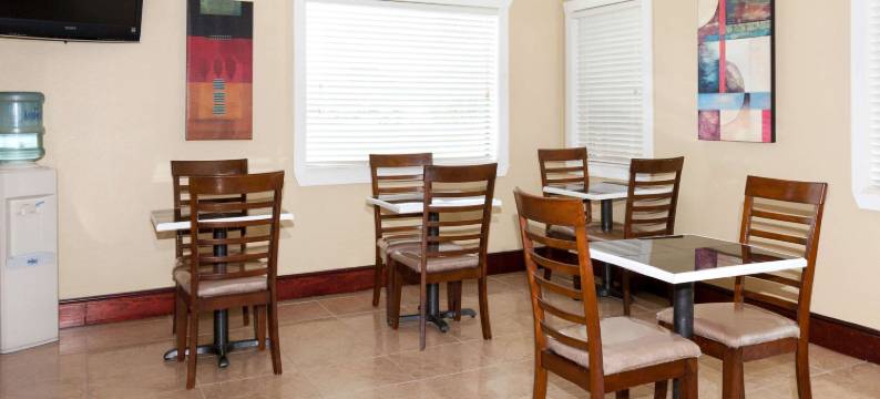 拉斐特豪生酒店(Howard Johnson by Wyndham Lafayette)图片