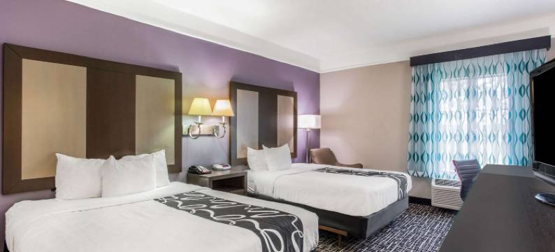 伯明翰北富尔顿戴尔拉昆塔温德姆酒店(La Quinta by Wyndham Fultondale Birmingham North)图片