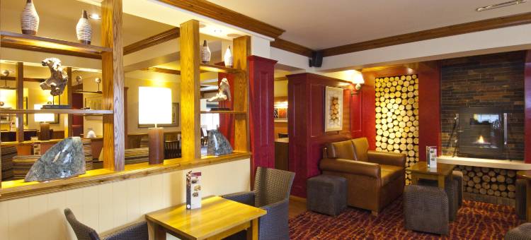 鹿格勒普瑞米尔酒店(Rugeley)图片