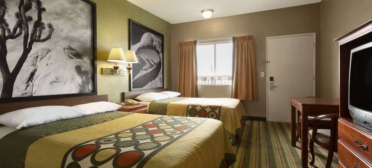 里奇克雷斯特速8酒店(Super 8 by Wyndham Ridgecrest)图片