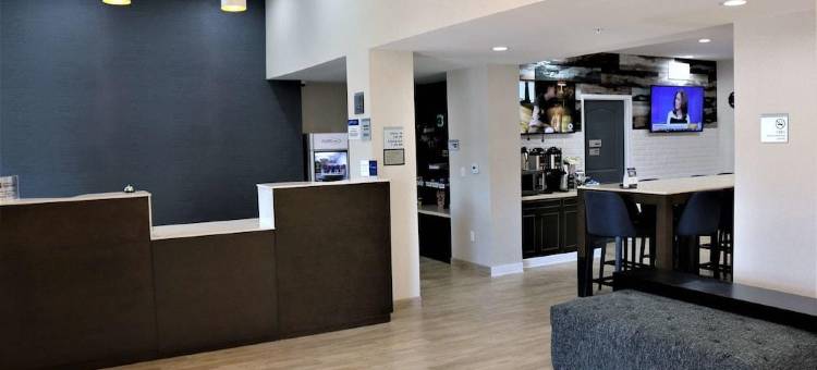 商业公园路贝斯特韦斯特优质套房酒店(Best Western Plus New Barstow Inn  Suites)图片