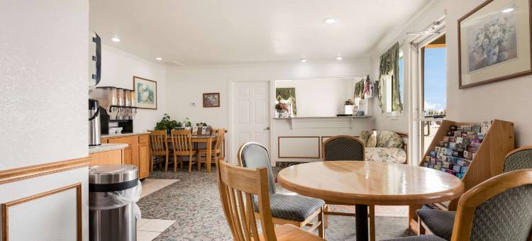 巴特尔斯维尔高速公路 75 号伊克诺旅馆(Econo Lodge Bartlesville Hwy 75)图片