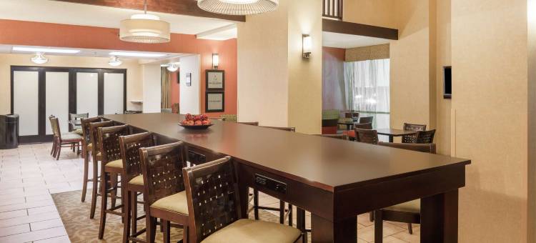 加沙地带欢朋布兰森酒店(Hampton Inn Branson-West)图片
