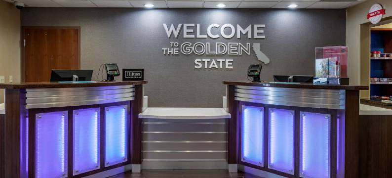 诺科/科罗娜希尔顿欢朋酒店(Hampton Inn Norco-Corona-Eastvale)图片