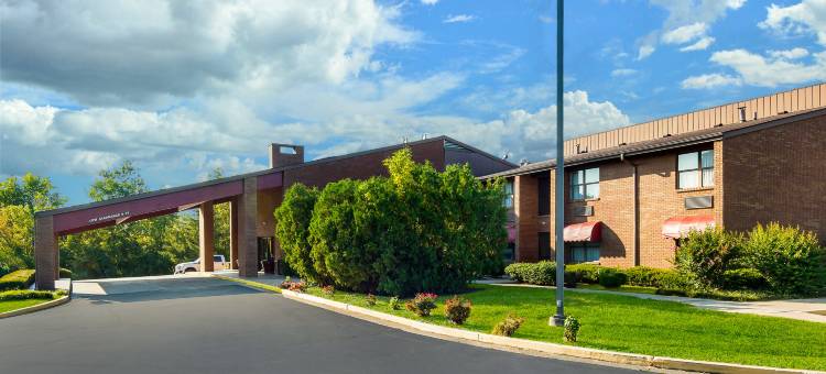 莱辛顿 - 汉堡红屋顶套房酒店(Red Roof Inn & Suites Lexington – Hamburg)图片