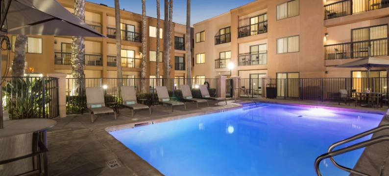 喷泉谷亨廷顿海滩索尼斯塔精选酒店(Sonesta Select Huntington Beach Fountain Valley)图片