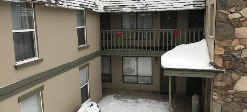 雪兔汽车旅馆(Snowshoe Motel)图片