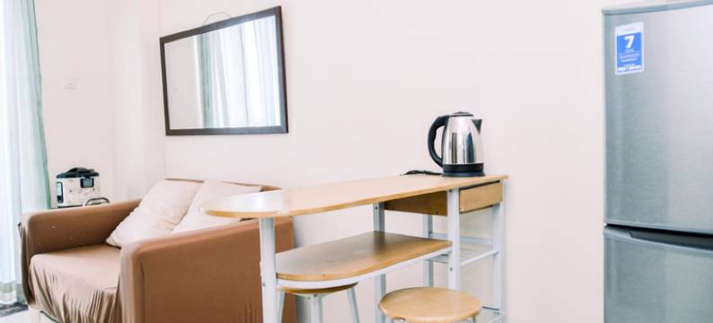 舒适的2卧室公寓位于城市灯光公寓(Cozy Living 2Br at City Light Apartment by Travelio)图片