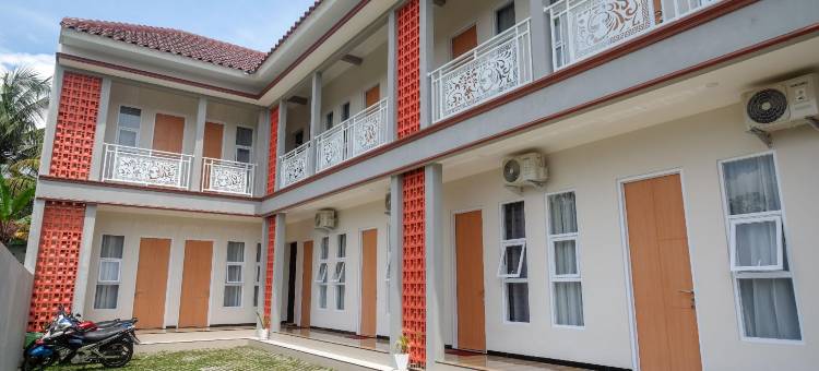 红门酒店清真-靠近蒂达尔大学马格elang(RedDoorz Syariah Near Universitas Tidar Magelang)图片