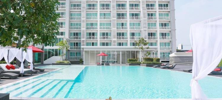 罗勇黄金城酒店(Golden City Rayong Hotel)图片