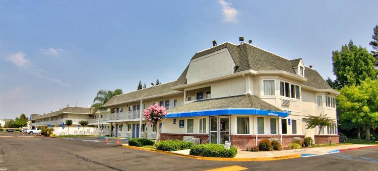 加利福尼亚萨克拉门托 - 南萨克拉门托及麋鹿林 6 号汽车旅馆(Motel 6 Sacramento, CA – South Sacramento & Elk Grove)图片