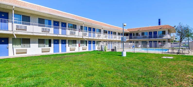 米切尔6号汽车旅馆(Motel 6 Mitchell, SD)图片