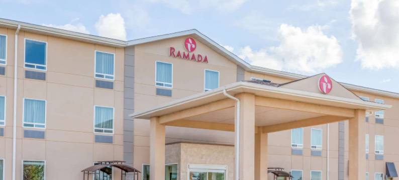 凯莱尔华美达酒店(Ramada by Wyndham Carlyle)图片
