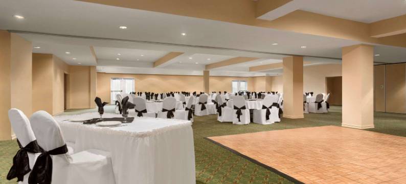 奥罗莫克托戴斯酒店及会议中心(Days Inn by Wyndham Oromocto Conference Centre)图片