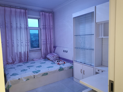 平泉小叙日租短租民宿(兴平路1号分店)