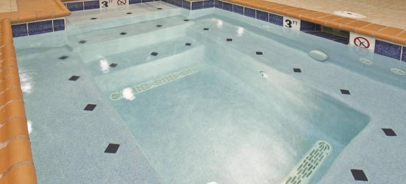 哥伦布爱丁堡拉昆塔温德姆套房酒店(La Quinta Inn & Suites by Wyndham Columbus - Edinburgh)图片