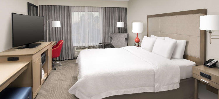 阿纳海姆加登格罗夫欢朋套房酒店(Hampton Inn & Suites Anaheim Garden Grove)图片