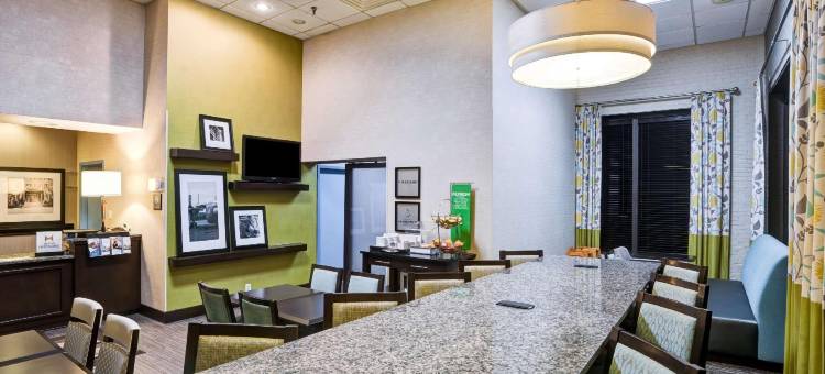 希尔顿欢朋酒店-诺福克海军基地(Hampton Inn Norfolk-Naval Base)图片