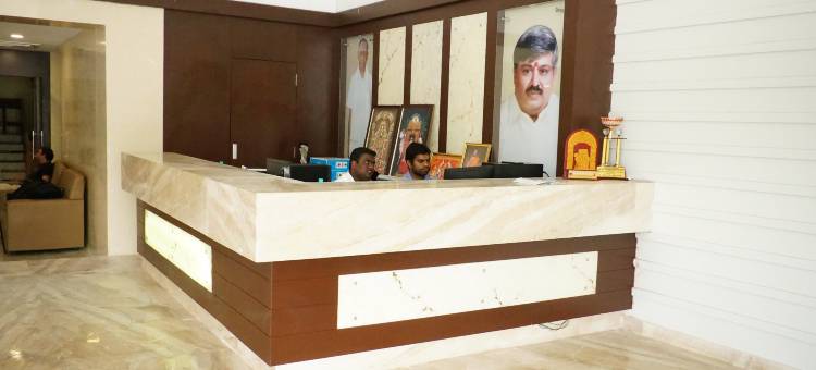 Hotel Abode Mantralayam图片