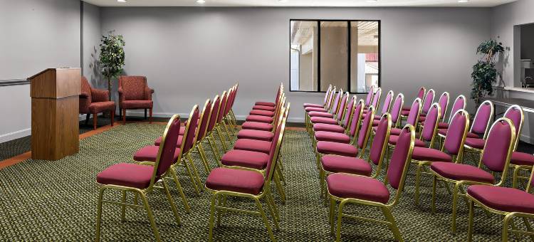 北卡罗来纳门罗红屋顶套房酒店(Red Roof Inn & Suites Monroe, NC)图片