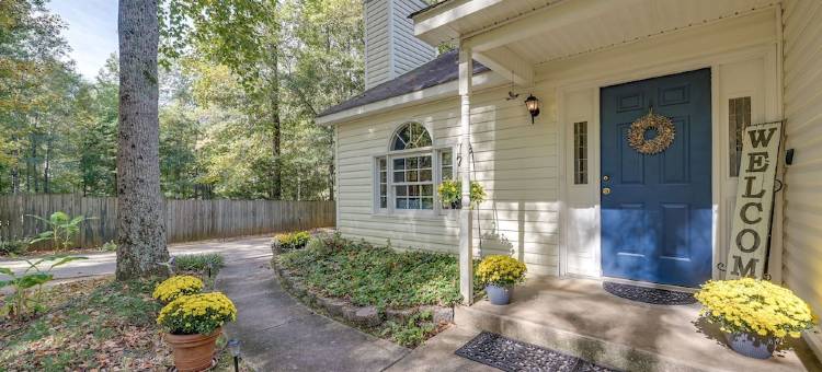 允许携带宠物的Lagrange露台度假租赁(Pet-Friendly Lagrange Vacation Rental w/ Deck!)图片