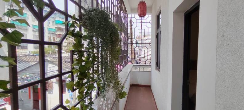 揽月阁紫藤轩公寓(铁巷1号分店)图片