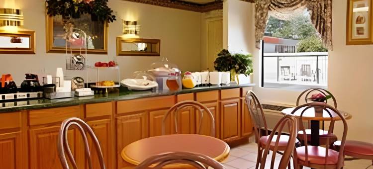 特洛伊呗盟酒店(Baymont by Wyndham Troy)图片