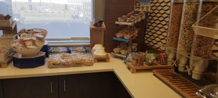 智选假日酒店欧文 (宾夕法尼亚州收费公路67号出口) by IHG(Holiday Inn Express Irwin (PA Tpk Exit 67))图片