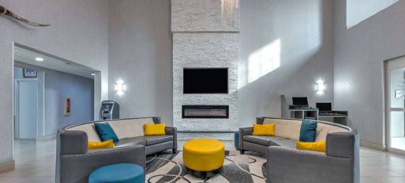 威德福拉昆塔温德姆套房酒店(La Quinta Inn & Suites by Wyndham Weatherford)图片