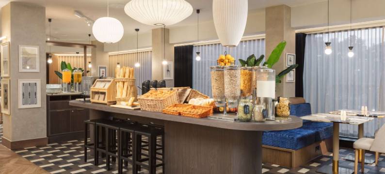 伦敦伯爵宫美居酒店(Mercure London Earls Court)图片