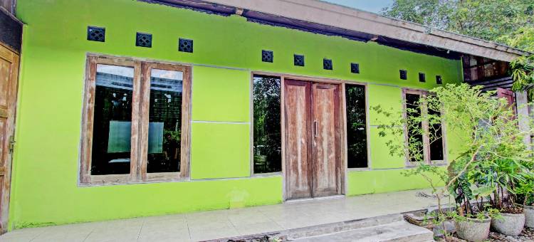 OYO 93269 Eyang 旅馆(OYO 93269 Eyang Kostel)图片
