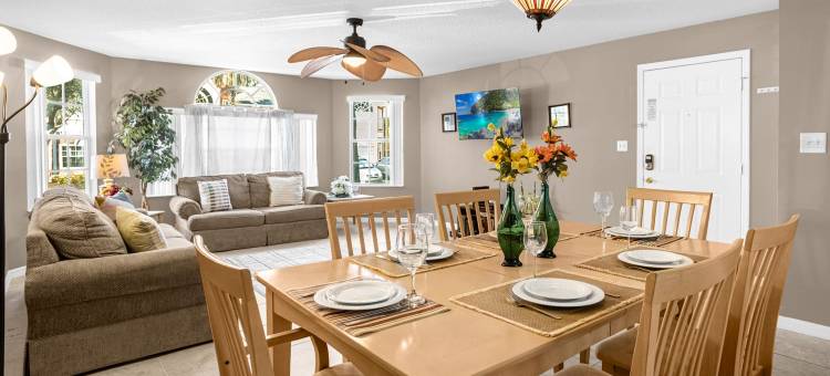 Upstay Sunny 3BR Orlando Home w Patio near Disney图片