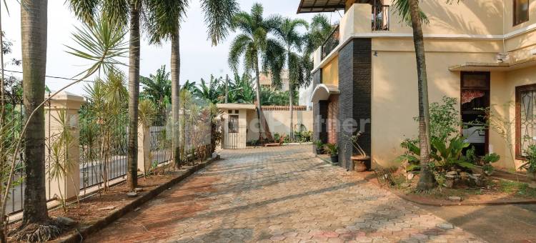 SR公寓-近芝布尔美特拉芝普特拉商场-红门酒店(SR Residence Near Mall Ciputra Cibubur Mitra RedDoorz)图片