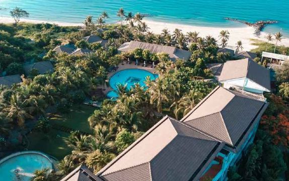 Lotus Muine Resort & Spa Hotel Overview