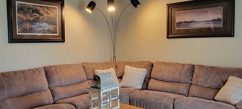 Sugarcreek executive lodging/outdoor adventure headquarters near Olney,IL图片