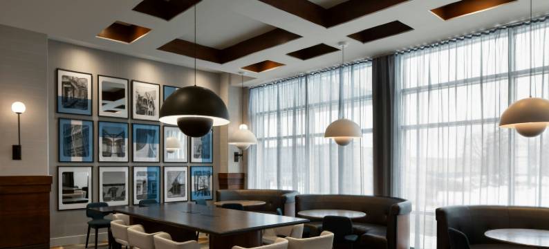 蒙特利尔机场万豪万怡酒店(Courtyard Montreal Airport)图片