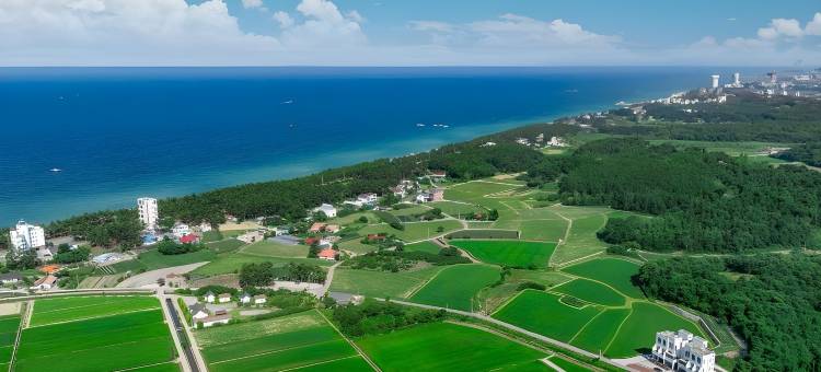 艾莉丝游泳池别墅旅馆(Gangneung Iris Poolvilla and Spa Pension Pet Friendly)图片