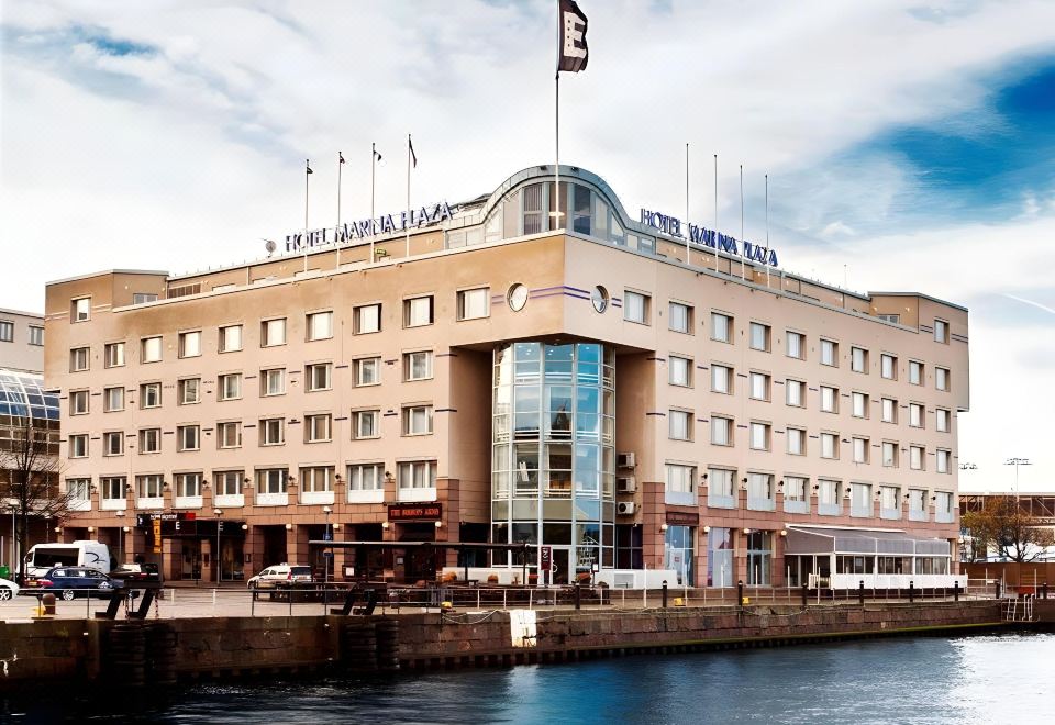 Elite Hotel Marina Plaza Over view