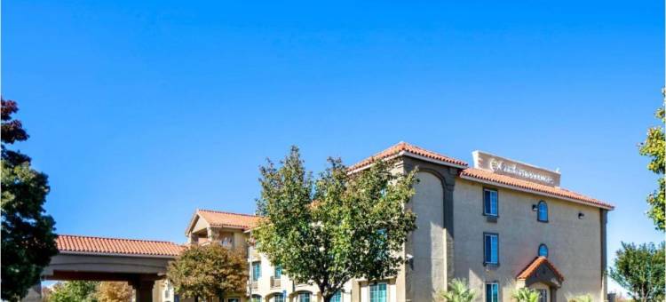 兰开斯特羚羊谷舒适套房酒店(Comfort Inn & Suites Lancaster Antelope Valley)图片