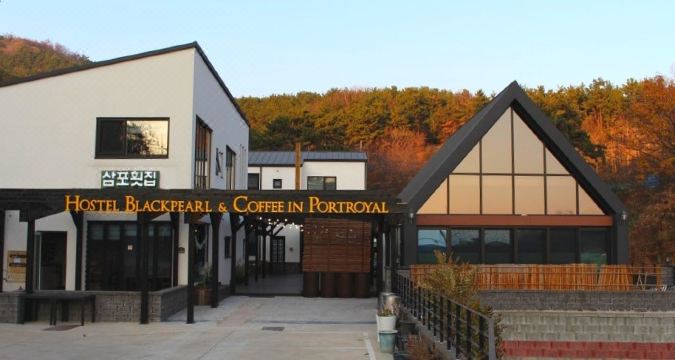 Changwon Hostel Black Pearl Pension Hotel Overview